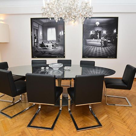 Neoclassical Luxury Apartment ليوبليانا المظهر الخارجي الصورة