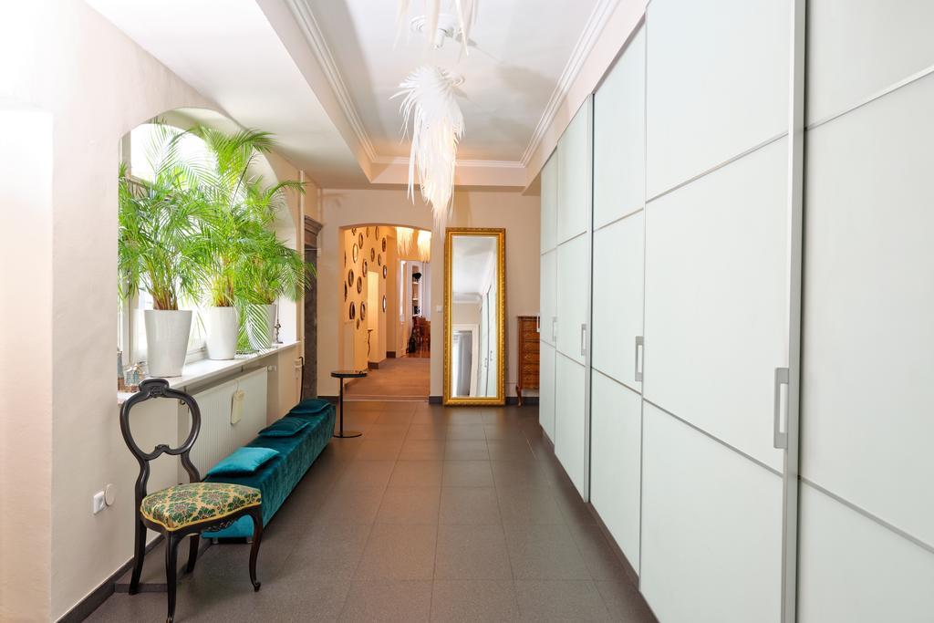 Neoclassical Luxury Apartment ليوبليانا المظهر الخارجي الصورة